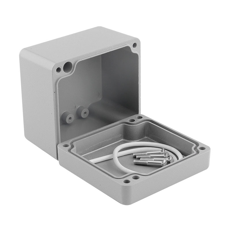 Caja de conexiones de aluminio - Diy Electronics Websites reseña y precio